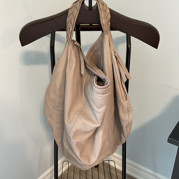 Danier Grey Leather Hobo Bag - Picture 3 of 11